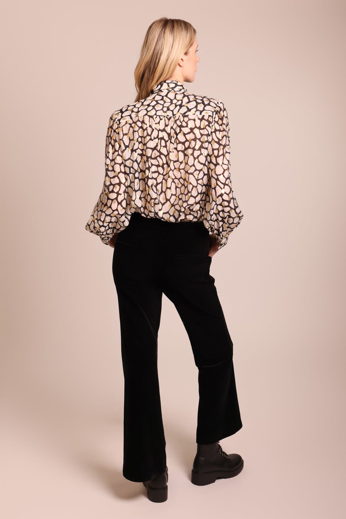 Traffic People Stone Bonnie Shirt