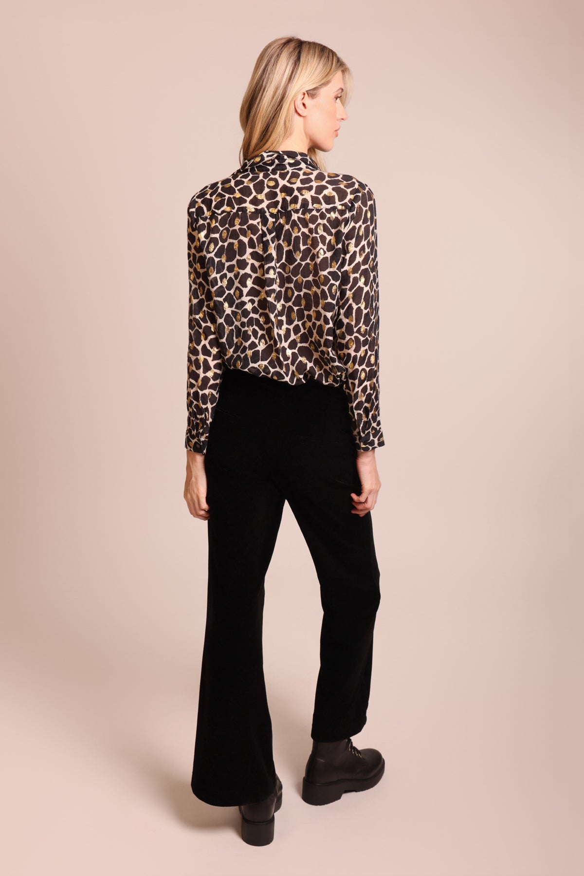 Traffic People Peek Shirt