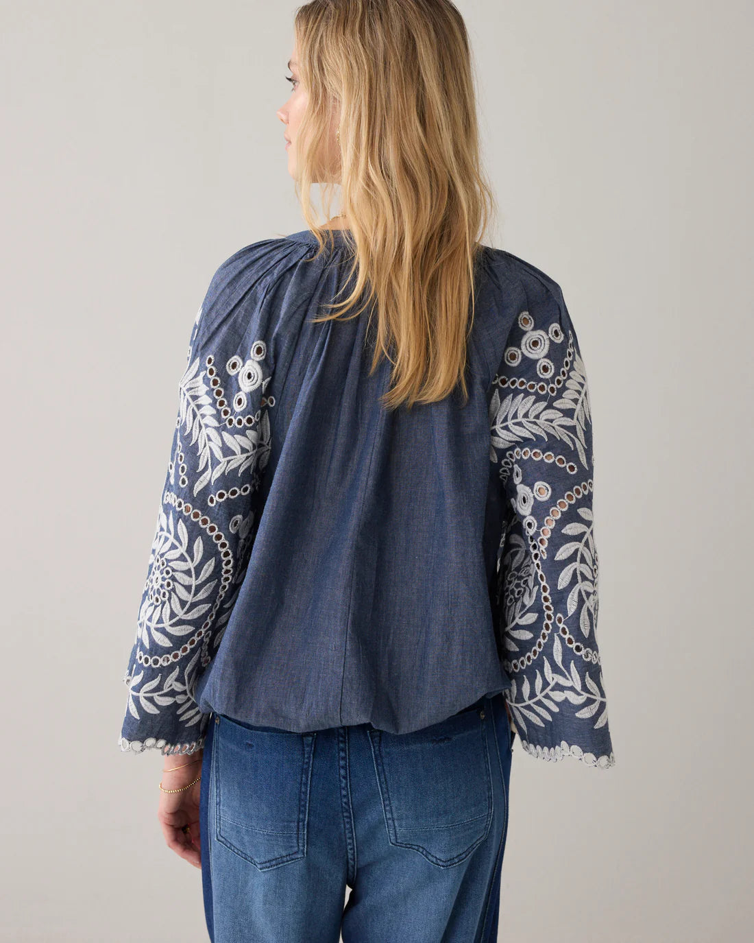 Summum Chambray Top with Embroidery
