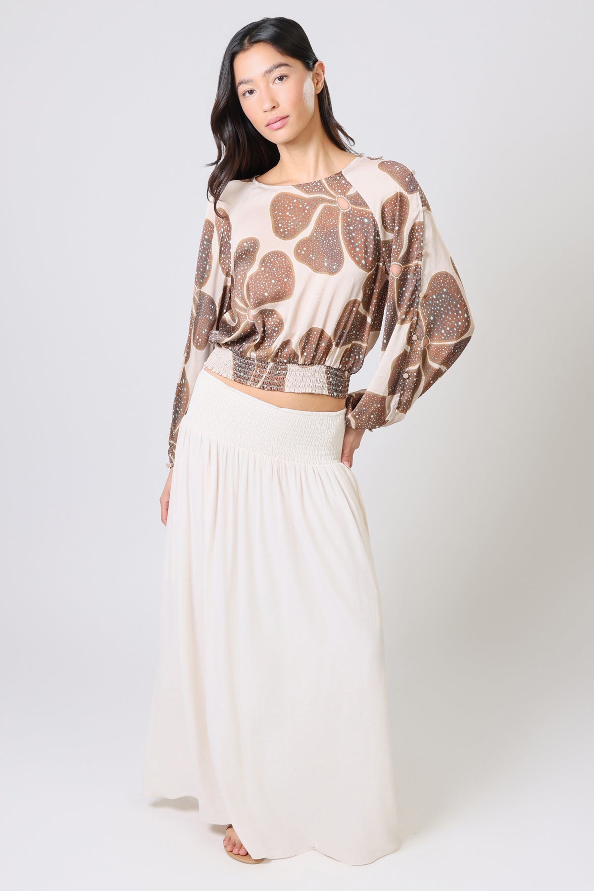 Traffic People Full Bloom River Deep Top